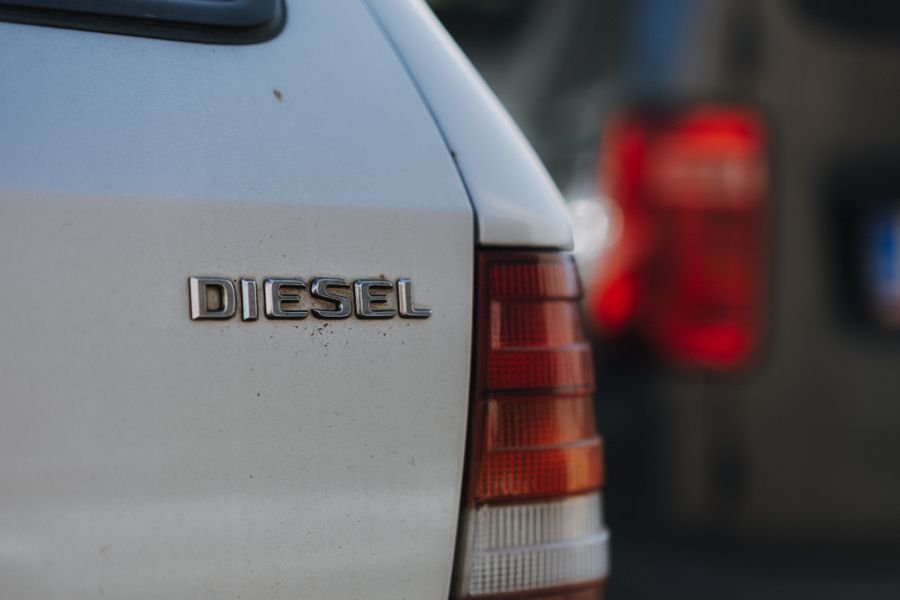insignia coche diesel 1 Insignia de coche diésel