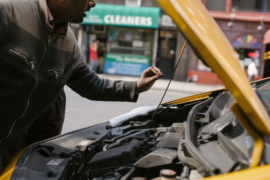 Reparación de motor automotriz urbana