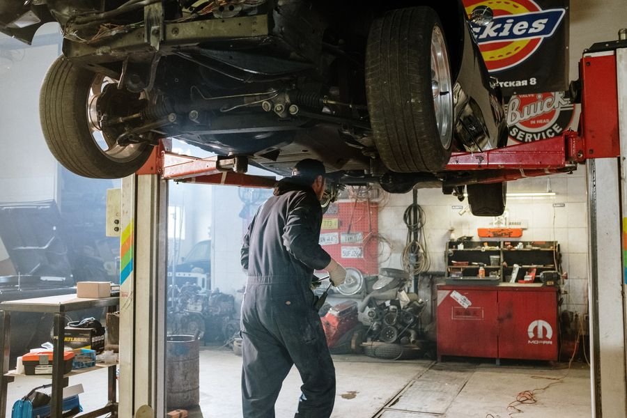 taller mecanico herramientas automotrices 2 Taller mecánico con herramientas automotrices