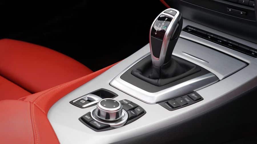 panel control palanca cambios bmw 2 Panel de control y palanca de cambios BMW Z4